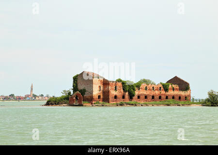 Madonna del Monte, Ruinen in einem alten Kloster Insel in der Lagune von Venedig zwischen Murano und Burano Insel Stockfoto