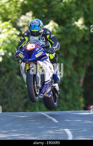 Douglas, Isle of man. 9. Juni 2015. David Johnson in Aktion während der Superstock TT-Rennen. Bildnachweis: Action Plus Sport Bilder/Alamy Live News Stockfoto