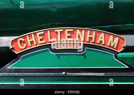 Typenschild der Dampf Lokomotive 925 Cheltenham am Ropley auf der Mitte Hants Railway, England Stockfoto