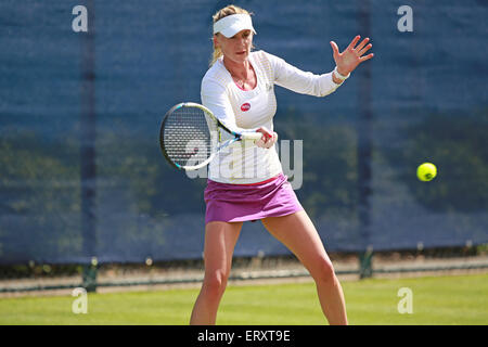 Nottingham, UK. 9. Juni 2015. Aegon Open Tennis. Olga Govortsova von Belarus auf ihrem Weg zum Sieg über Katy Dunne Großbritannien Credit: Action Plus Sport/Alamy Live News Stockfoto