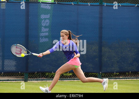 Nottingham, UK. 9. Juni 2015. Aegon Open Tennis. Katy Dunne Großbritanniens in Aktion wie sie zu Olga Govortsova (Weißrussland) Krediten verliert: Action Plus Sport/Alamy Live News Stockfoto