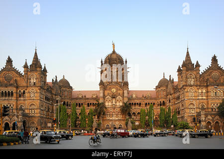 Victoria Terminus VT NOW Chhatrapati Shivaji Terminus CST Bahnhof, Bombay, Mumbai, Maharashtra, Indien, Asien, Unesco-Weltkulturerbe Stockfoto