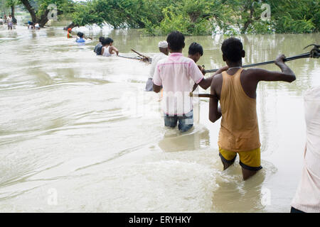 Kosi-Hochwasser im Jahr 2008, die meistens litt unter Armutsgrenze Personen im Purniya Bezirk; Bihar; Indien Stockfoto