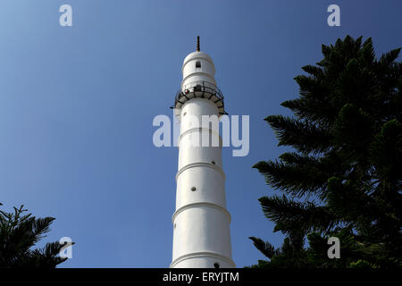 Der Bhimsen Turm oder Dharahara Tempel, Thamel Bezirks, alte Stadt, Stadt Kathmandu, Nepal, Asien. Stockfoto