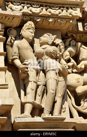 Lord Shiva und Parvati parsvanath Tempel Khajuraho Madhya Pradesh Indien Asien Stockfoto