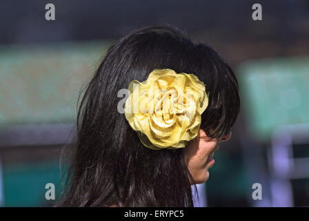 Fancy elegante stilvolle Kopfbedeckung, Poonawalla Züchter Million Rennen, Mahalaxmi Rennbahn, Bombay, Mumbai, Maharashtra, Indien, Indian Derby, Asien Stockfoto