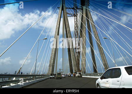 Twin-Fahrbahn der Bandra Worli bekannt Rajiv Gandhi Meer Link; Bombay Mumbai; Maharashtra; Indien 13. Juni 2009 Stockfoto