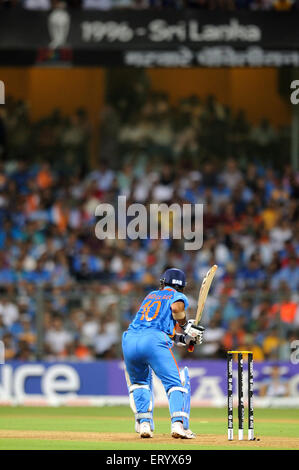 Schlagmann Sachin Tendulkar 2011 ICC World Cup-Finale Sri Lanka bei Wankhede Stadium Mumbai Stockfoto