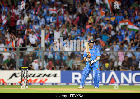 Sachin Tendulkar Indian Cricketer 2011 ICC World Cup Final Sri Lanka Wankhede Stadium Bombay Mumbai Maharashtra Indien Asien Stockfoto