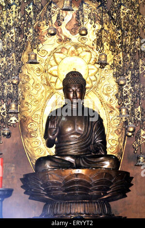 Buddha-Idol in Bodhgaya Tempel; Bihar; Indien Stockfoto