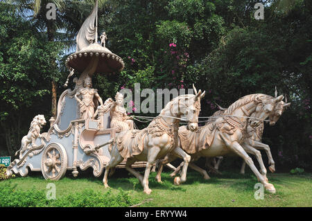 Lord Krishna und Arjuna in Wagen; Indien Stockfoto