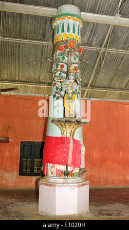 Statue von Lord Krishna in Vaishnavite hindu-Tempel; Kamalabari; MAJULI Insel; Assam; Indien Stockfoto