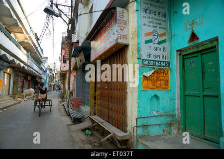 Kongress-Plakat am Haus Wand Varanasi Uttar Pradesh Indien Asien Stockfoto