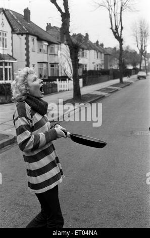 Wainbody Avenue-Pfannkuchen-Rennen. 23. Februar 1982. Stockfoto