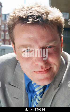 Suggs, lead-Sänger der britischen Ska-Gruppe Madness, 30. April 1997. Stockfoto