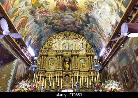 Maa-157274-Altar St Antonys Kirche Ollur Thrissur Kerala, Indien Stockfoto