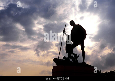 Mahatma Gandhi-Statue an der Marina Beachroad; Madras Chennai; Tamil Nadu; Indien Stockfoto