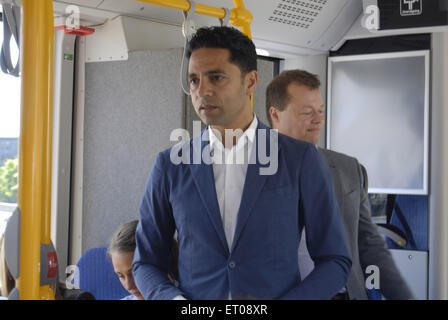 Kopenhagen, Dänemark. 10. Juni 2015. Manu Sareen soziale Minister im Wahlkampf von radikalen Liber politische Partei. Bildnachweis: Francis Dean/Alamy Live-Nachrichten Stockfoto