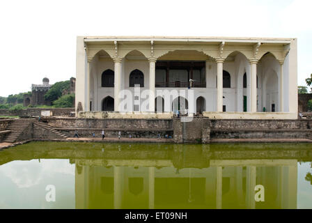 Das Asar Mahal erbaut von Mohammed Adil Shah im Jahre 1646 als Hall of Justice in Bijapur genannt; Karnataka; Indien Stockfoto