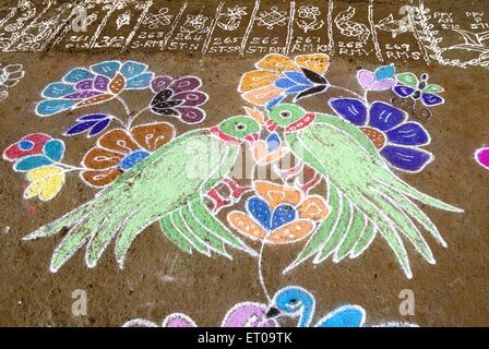 Kolam oder Rangoli während Pongal Festival in Tamil Nadu, Indien Stockfoto