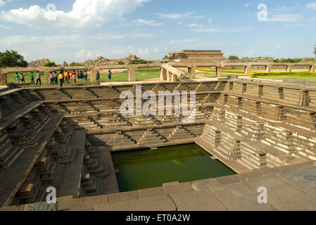 Pushkarani, Steppbrunnen, Wasserbehälter, Hampi, Karnataka, Indien, Asien Stockfoto