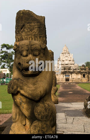 Kailasanatha-Tempel in Sandsteinen Pallava-König Narasimhavarman Mahendra acht Jahrhundert Kanchipuram; Tamil Nadu Stockfoto