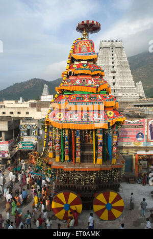 Wagen-Prozession während Karthigai Deepam Festival im Arunachaleshwara Tempel, Lord Shiva gewidmet; Thiruvannamalai Stockfoto