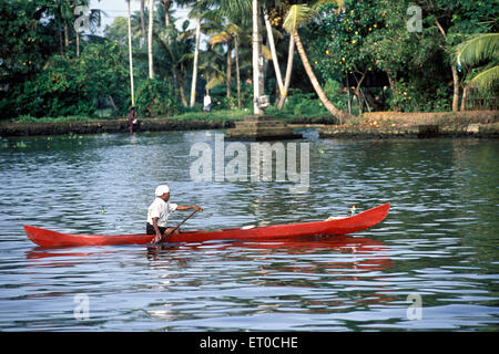 Bootfahren in Backwaters, Kuttanad; Alappuzha, Alleppey; Kerala; Indien, asien Stockfoto