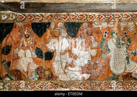 Wandmalereien in Virabhadra Tempel an;  Lepakshi; Andhra Pradesh; Indien Stockfoto