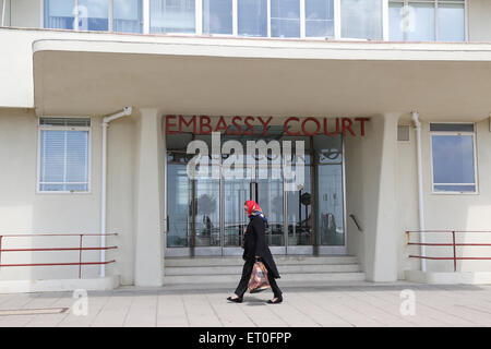 Art Deco / modernistischen Eingang an Botschaft Gericht in Brighton. Bild von James Boardman Stockfoto