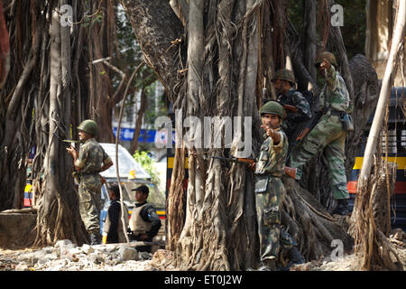 Soldaten der indischen Armee, Taj Mahal Hotel, 2008 Mumbai Angriff, Terroranschlag, Terroranschlag, Bombay, Mumbai, Maharashtra, Indien, 26. November 2008 Stockfoto