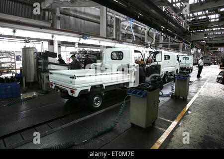 Tata motors neue Palette Mini Matador Tata Ace Nutzfahrzeug-Werkstatt im Werk von Tata Motors; Pimpri Pune Stockfoto