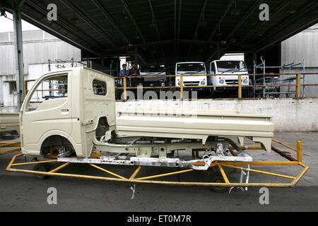 Organe der Tata Motoren neue Palette Mini Matador Tata Ace Nutzfahrzeug Werkstatt Tata Motors Werk; Pimpri Pune Stockfoto