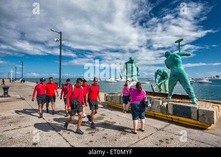 Sembradores de Via De La Escollera (Sowers der Jetty-Strecke), Skulptur von Humberto Peraza, 2002, im Hafen von Veracruz, Mexiko Stockfoto