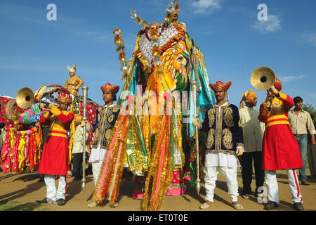 Bemalter Elefant, Elefantendekoration, Elefantendekoration, Elefantenparade, Elefantenfestival. Jaipur, Rajasthan, Indien, indische Festivals Stockfoto