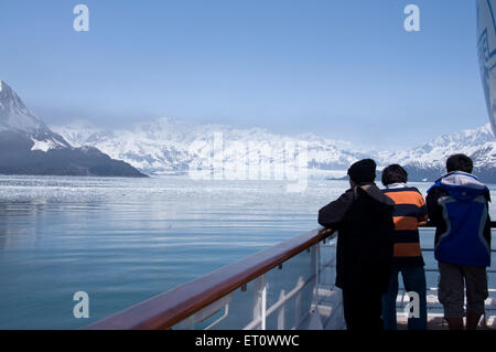 Blick auf den Hubbard-Gletscher vom Schiff auf Alaska-Kreuzfahrt USA USA USA USA Stockfoto