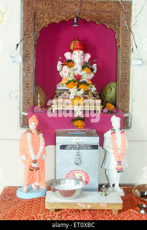 Ersten Idol von Lord Ganesh festgelegten Lokmanya Tilak 1894 am Sardar Vinchurkar Wada für Ganapati Festival in Pune feiern Stockfoto