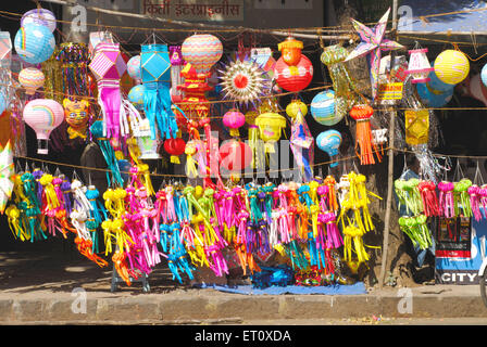 Diwali-Laterne, Kändeel, Papierlaternen, zum Verkauf, Diwali-Festival, Dadar, Bombay, Mumbai, Maharashtra, Indien Stockfoto