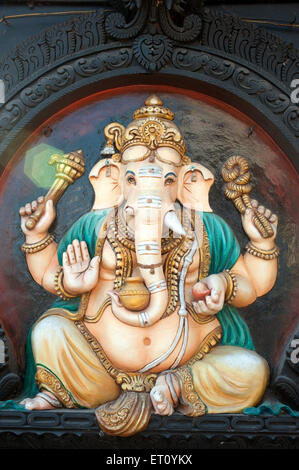Lord Ganesh an Wand des Tempels; Trivandrum Thiruvananthapuram; Kerala; Indien 2010 Stockfoto