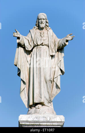 Statue von Jesus Christus auf Se Kathedrale am Velha; Goa; Indien Stockfoto