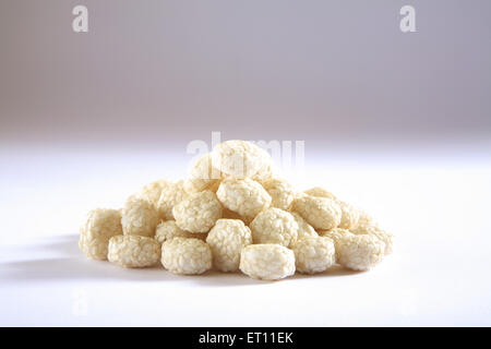Revdi Sweets, rewari Sweet, weiße Sesamsamen, Sesambonbons, Makara sankranti Festival, Stockfoto