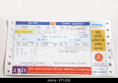 Still-Leben; Pune, Mumbai Deccan express Hauptbahnhof Reise Buchung Ticket auf weißem Hintergrund Stockfoto