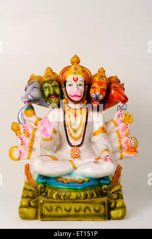 Tonstatue des Gottes Panchmukhi Hanuman, fünf gesichtige Hanumana, Panchmukha Hanuman, Indien, Asien, Asiatisch, Indisch Stockfoto