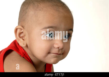 Baby Face closeup weit offenen Augen auf weißem Hintergrund Herr Nr. 152 Stockfoto