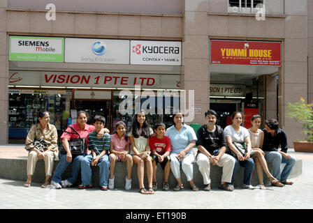 Gemeinsame indische Familie ruhen in Singapur Basar oder Markt Herr #364 Stockfoto