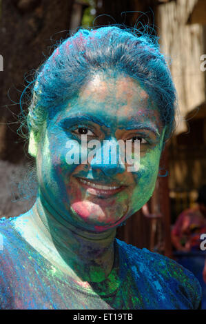 Indische Mädchen genießen Holi Festival Herr # 364 Stockfoto