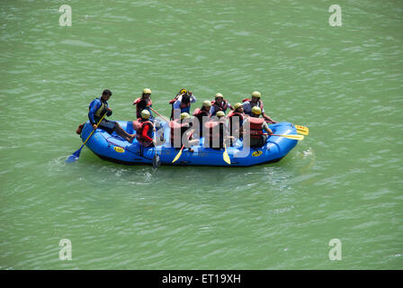 River-rafting in Ganges Ganga Rishikesh Uttaranchal Uttarakhand Indien Stockfoto