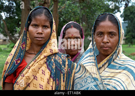 Freiwillige in ländlichen Gebieten, NGO, Chinmaya Organisation für ländliche Entwicklung, CORD, Deuladiha, Telkoi, Kendujhar, Orissa, Odisha, Indien, Asien Stockfoto