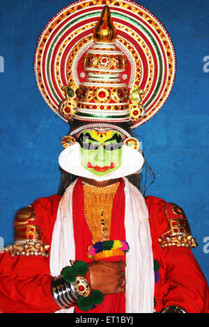 Kathakali Tanz zeigt Leistung bei Mudra Centre in Thekkady; Kerala; Indien Herr # 764 2009 Stockfoto