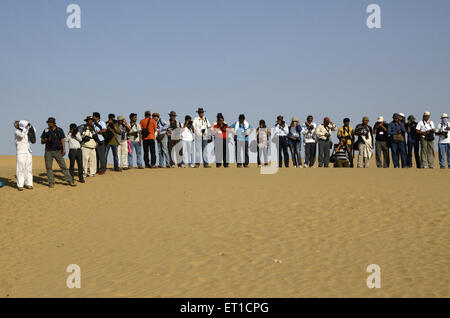 Fotografen Workshop auf Sanddüne in Jaisalmer, Rajasthan Indien Stockfoto